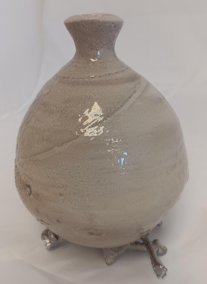 Amphora - Cream w_ Stand (round bottom) - W. Lowell Baker