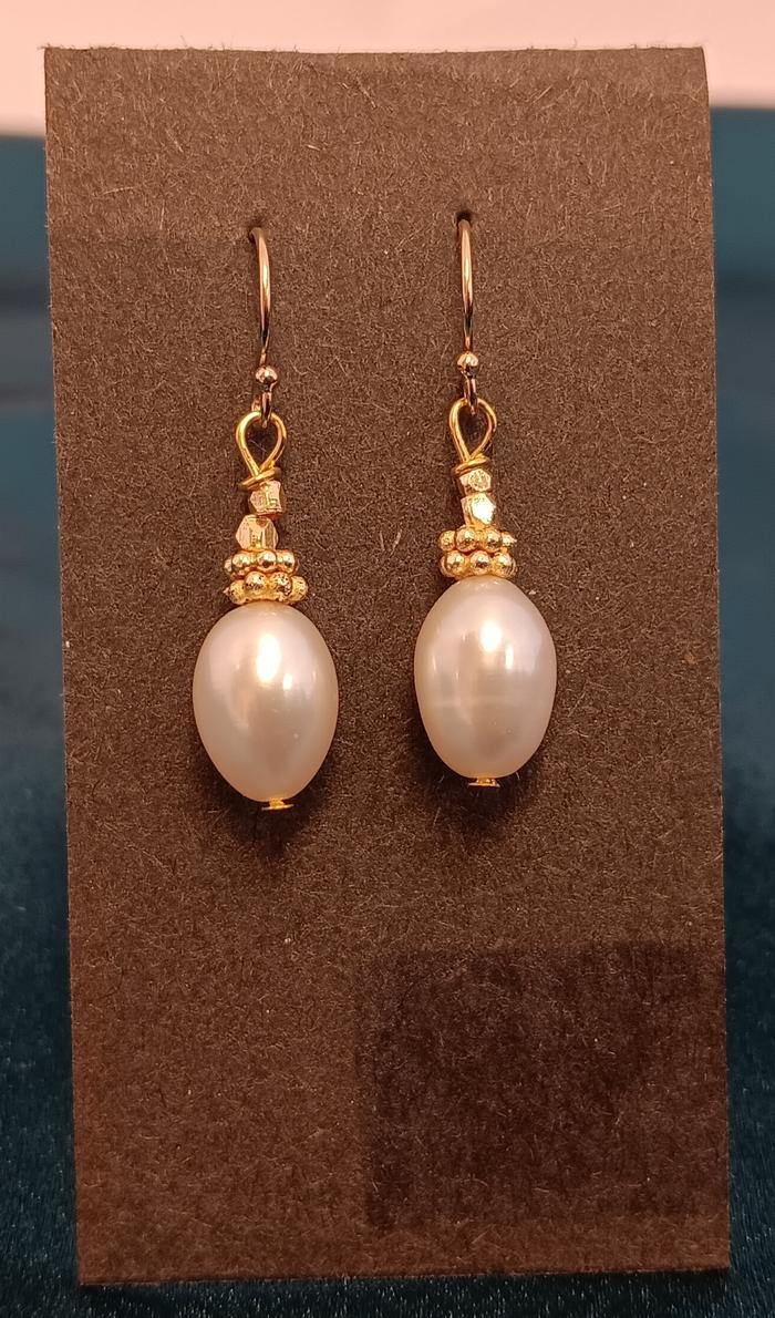 Earrings_Pearl on 10K Gold - Kathy Hjeresen