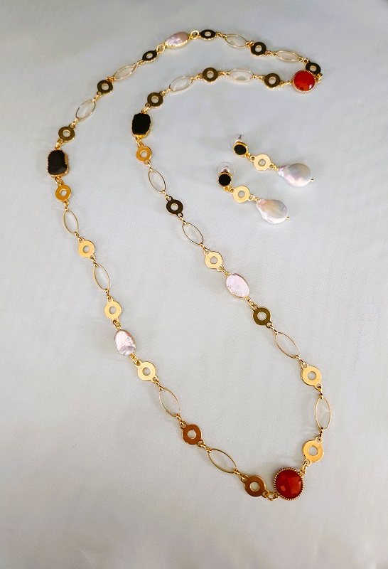 5109. Agate_ Pearl_ Carnelian Gold Necklace - Lynn Walsh