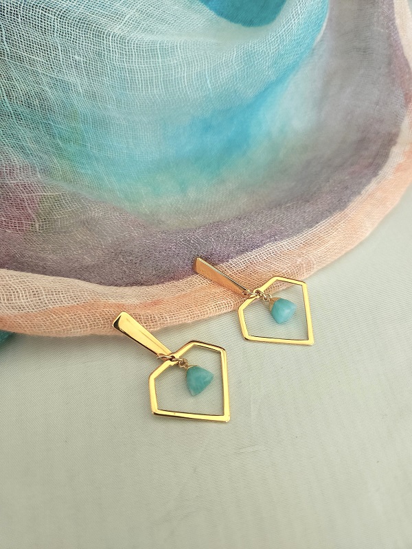 5590. Amazonite Drop Gold Earrings - Lynn Walsh