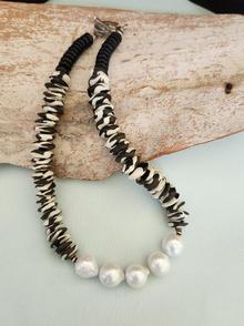 Lynn Walsh 5586. Pearl and Bone Necklace