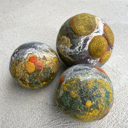 Sue Smorthwaite - Earth Pebbles